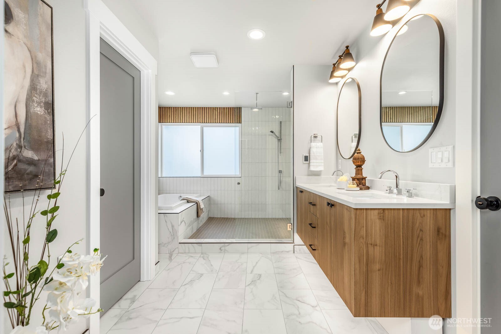 4326 SW Mills Street Seattle WA 98136