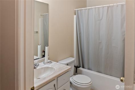 1203 E Section Street Mount Vernon WA 98274