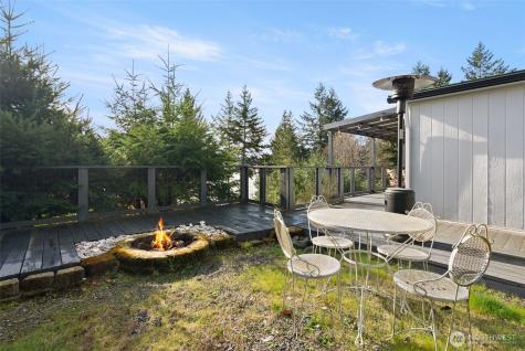 40 N Canal View Road Hoodsport WA 98548
