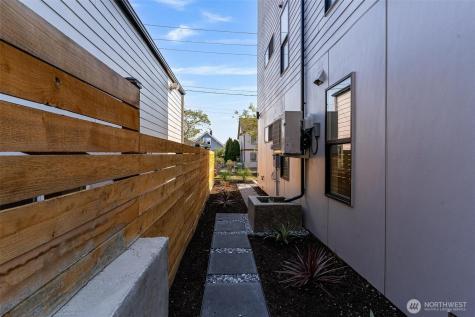 1616 S Juneau Street Seattle WA 98108
