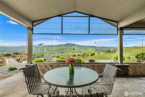 125 E Mountain Brook Lane Wenatchee WA 98801
