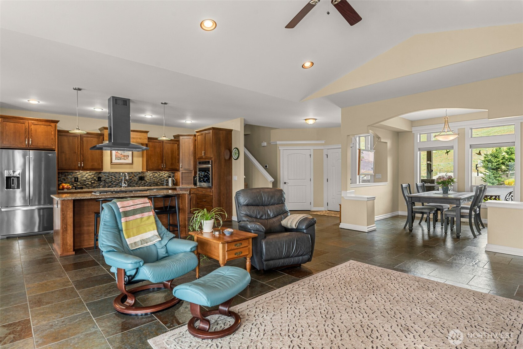 125 E Mountain Brook Lane Wenatchee WA 98801