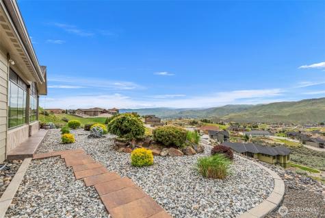 125 E Mountain Brook Lane Wenatchee WA 98801