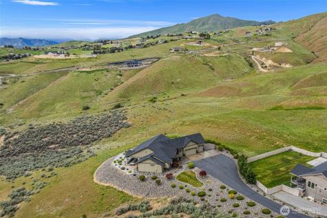 125 E Mountain Brook Lane Wenatchee WA 98801