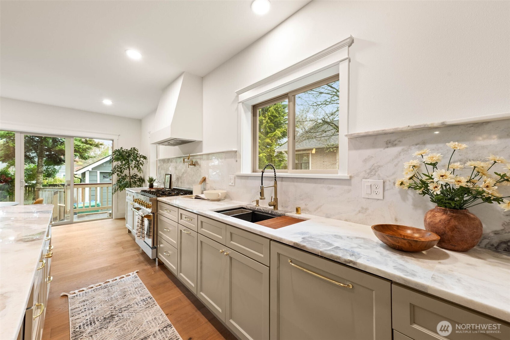 7007 26th Avenue NW Seattle WA 98117