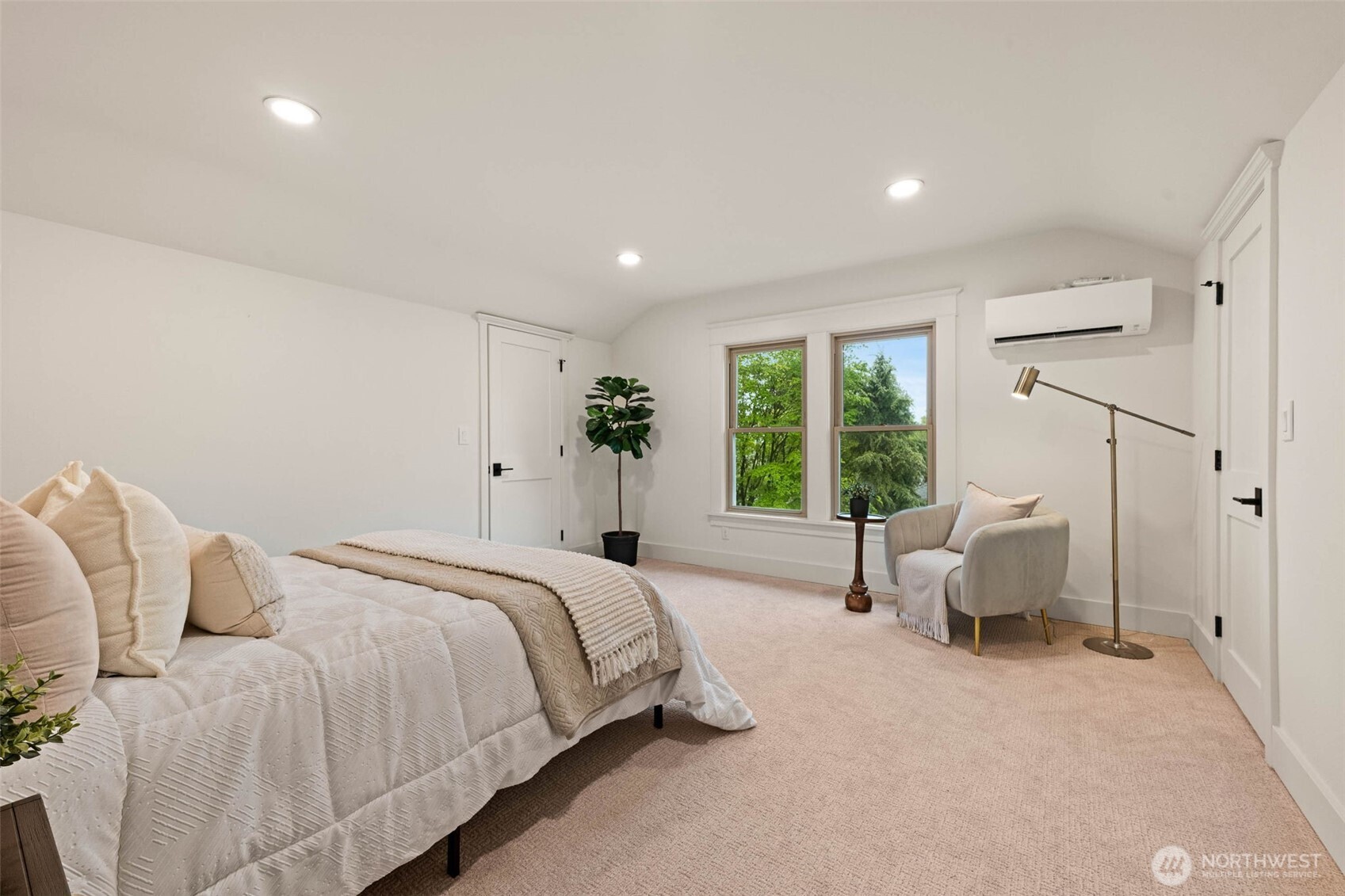 7007 26th Avenue NW Seattle WA 98117