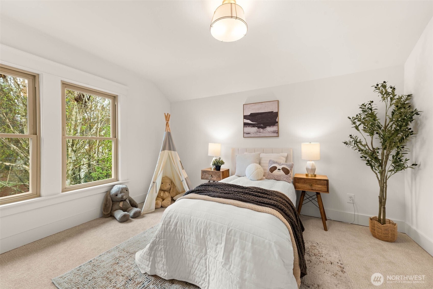 7007 26th Avenue NW Seattle WA 98117