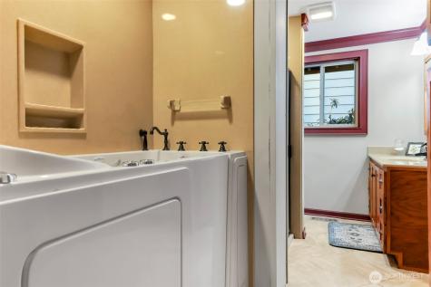 4059 SW 321st Street Federal Way WA 98023