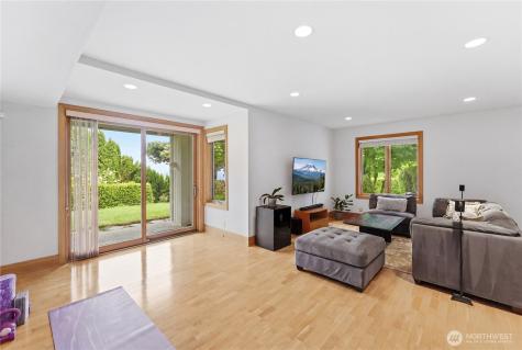 17288 SE 57th Place Bellevue WA 98006
