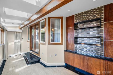 15423 SE 58th Street Bellevue WA 98006