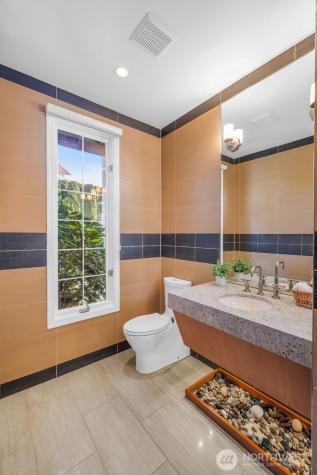 15423 SE 58th Street Bellevue WA 98006