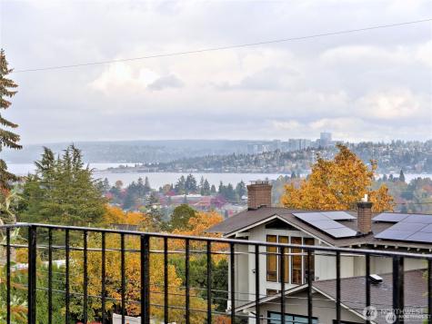 5029 29th Ave S Seattle WA 98108