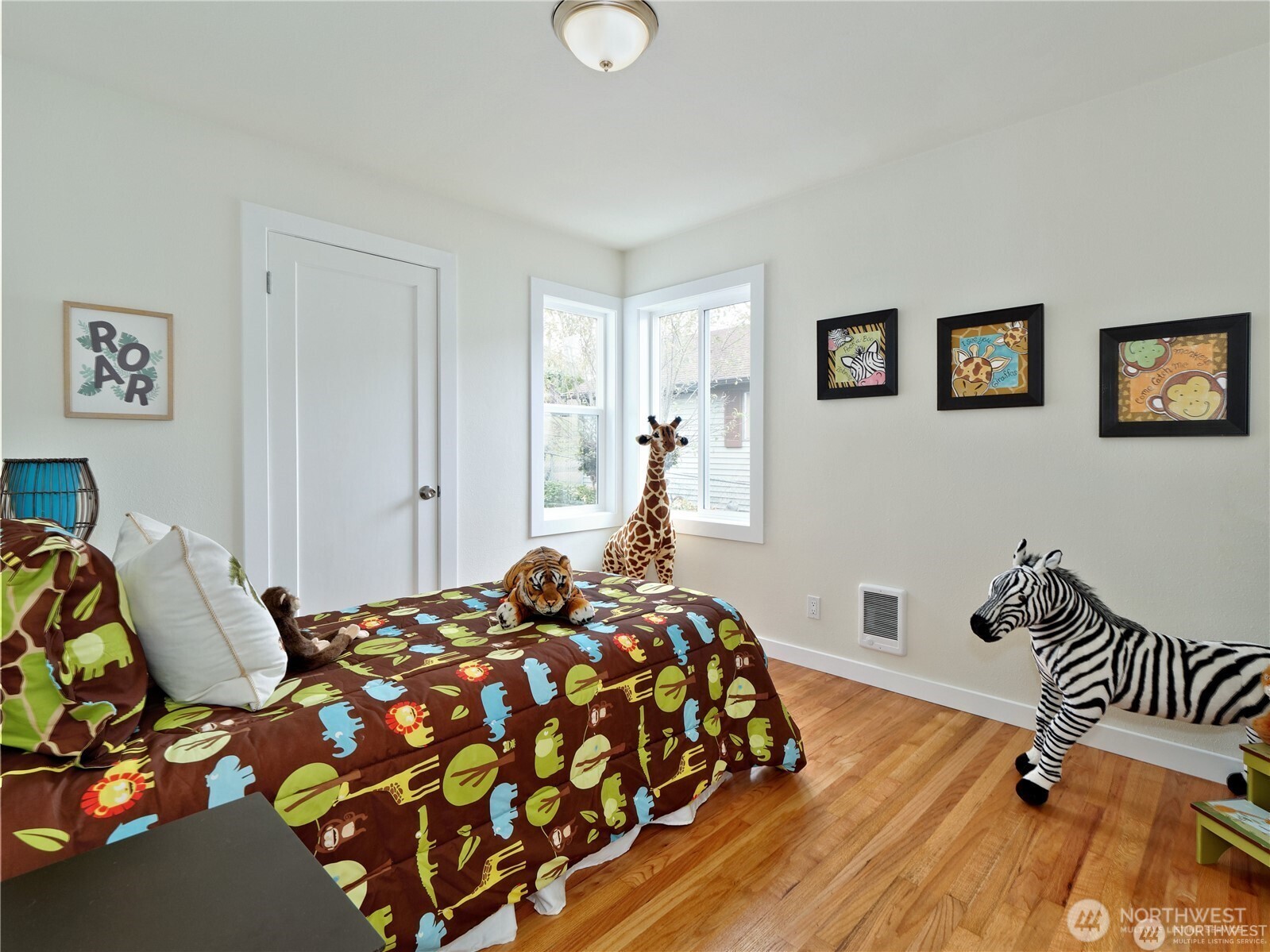5029 29th Ave S Seattle WA 98108