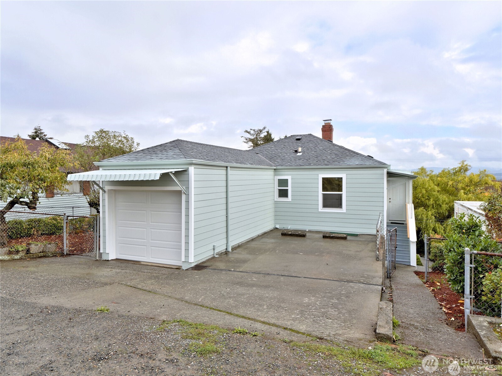 5029 29th Ave S Seattle WA 98108