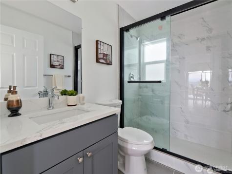 5029 29th Ave S Seattle WA 98108