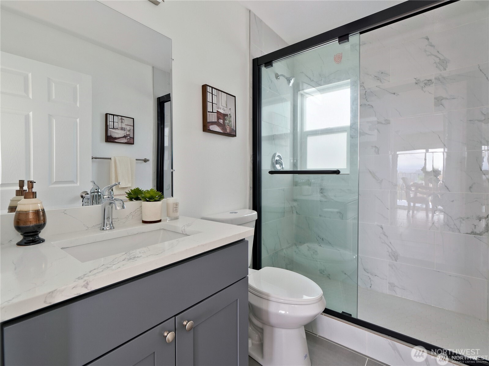 5029 29th Ave S Seattle WA 98108