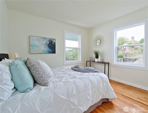 5029 29th Ave S Seattle WA 98108