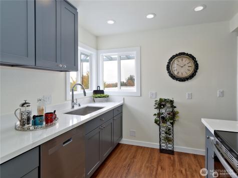 5029 29th Ave S Seattle WA 98108