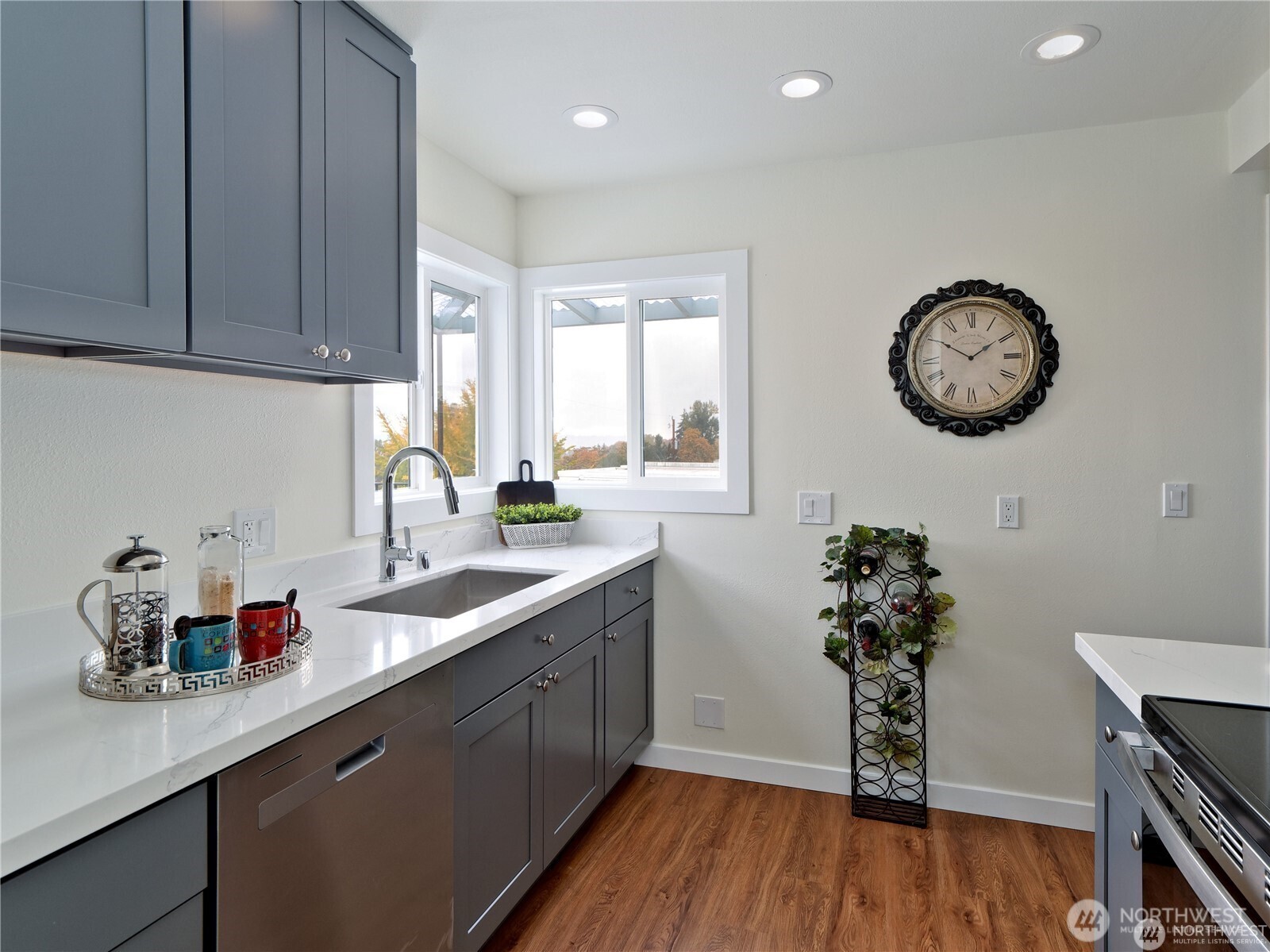 5029 29th Ave S Seattle WA 98108