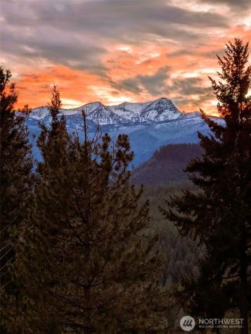 25603 Camp 12 Road Leavenworth WA 98826