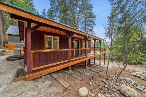 25603 Camp 12 Road Leavenworth WA 98826