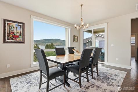 112 Mayer Drive Chelan WA 98816