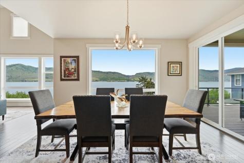 112 Mayer Drive Chelan WA 98816