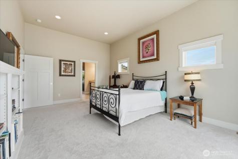 112 Mayer Drive Chelan WA 98816