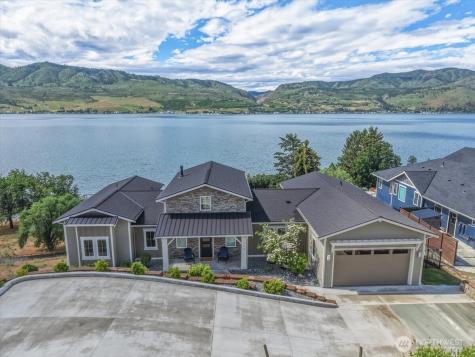112 Mayer Drive Chelan WA 98816