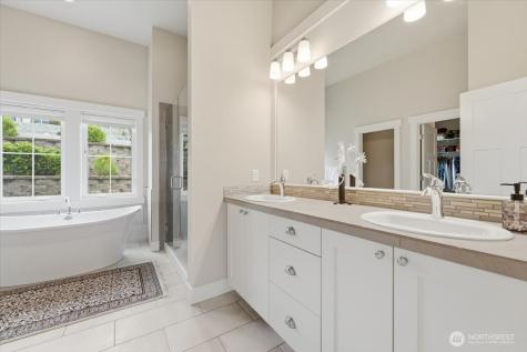 112 Mayer Drive Chelan WA 98816