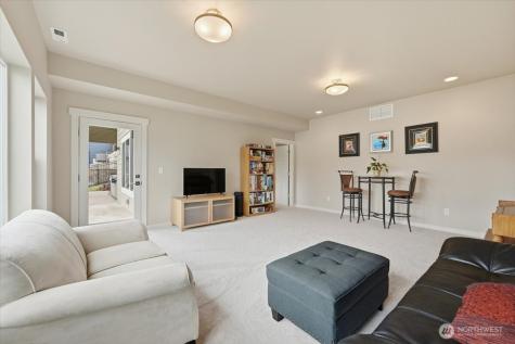 112 Mayer Drive Chelan WA 98816