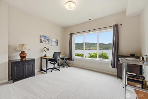 112 Mayer Drive Chelan WA 98816