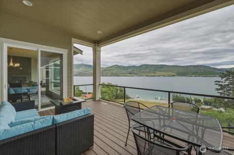 112 Mayer Drive Chelan WA 98816