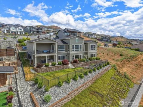 112 Mayer Drive Chelan WA 98816