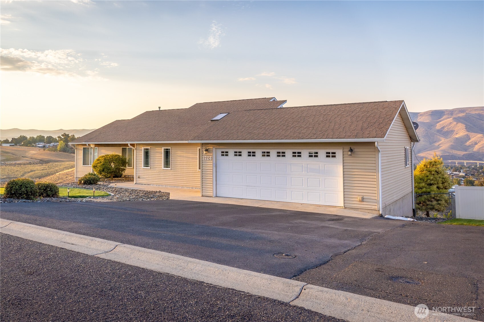 1724 Ridgeview Drive Clarkston WA 99403
