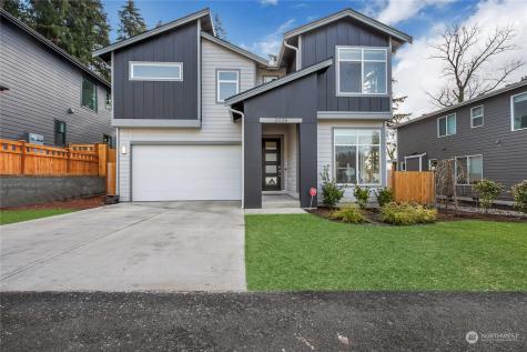 2025 85th Avenue Court East Edgewood WA 98371