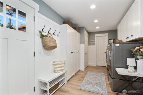 19828 SE 8th Street Sammamish WA 98074