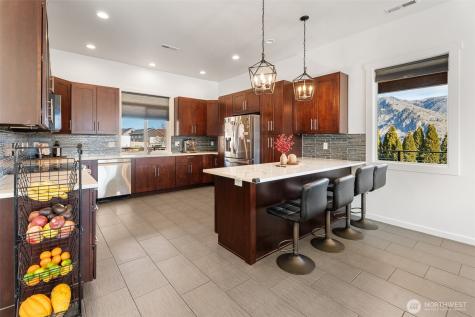 1038 Crest Loop Entiat WA 98822