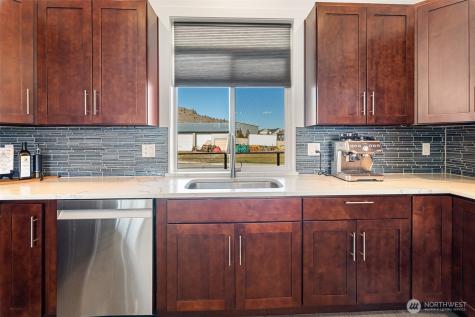 1038 Crest Loop Entiat WA 98822