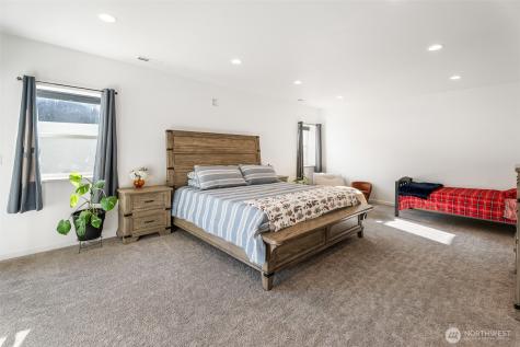 1038 Crest Loop Entiat WA 98822