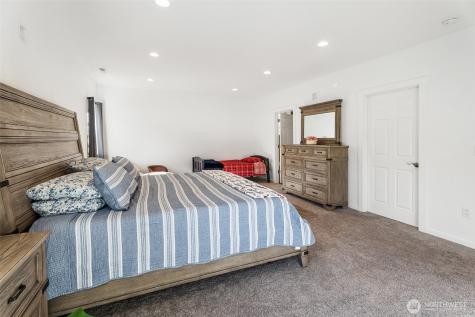 1038 Crest Loop Entiat WA 98822