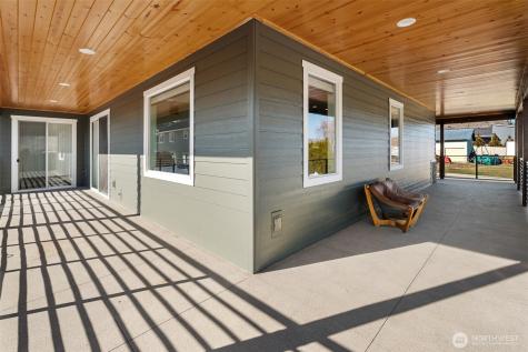 1038 Crest Loop Entiat WA 98822