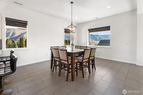 1038 Crest Loop Entiat WA 98822