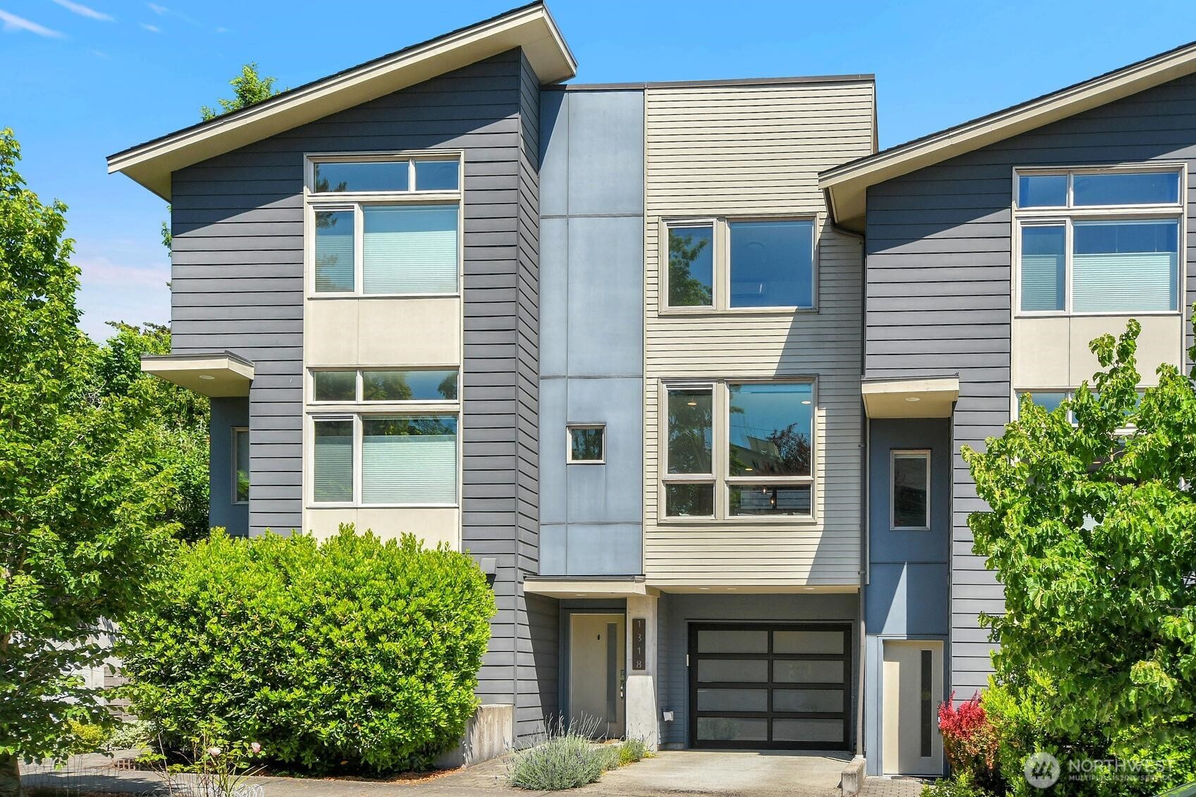 1318 S Atlantic Street Seattle WA 98144
