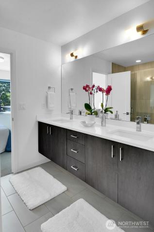 1318 S Atlantic Street Seattle WA 98144