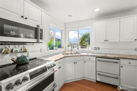 425 Sorensen Street Buckley WA 98321