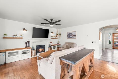425 Sorensen Street Buckley WA 98321