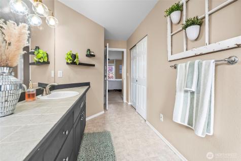 425 Sorensen Street Buckley WA 98321