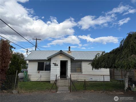 114 S 3rd Street Coulee City WA 99115