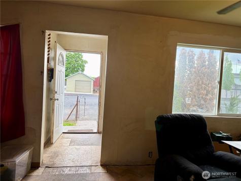 114 S 3rd Street Coulee City WA 99115